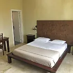 L\'Attico Di Piazza Mazzini Rooms